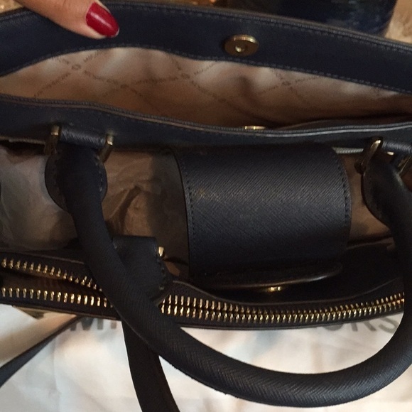 Michael Kors Karla East West Satchel Leather Navy - Picture 5 of 13